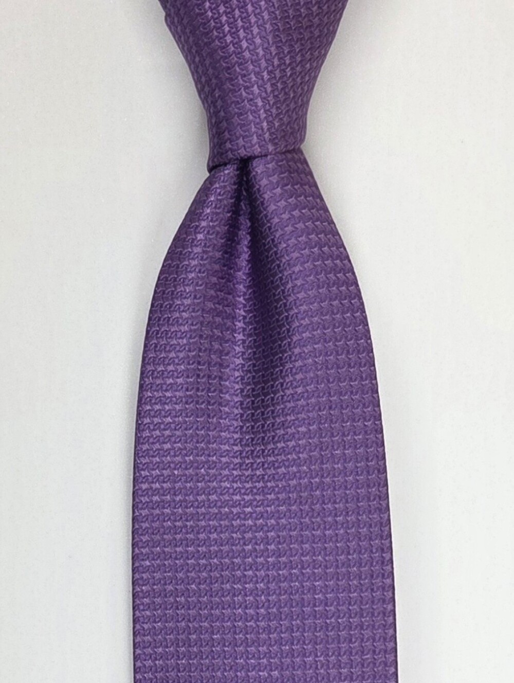English Laundry NWT Mens Tie Purple Houndstooth 100% Silk Textured